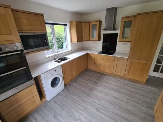 kitchen image