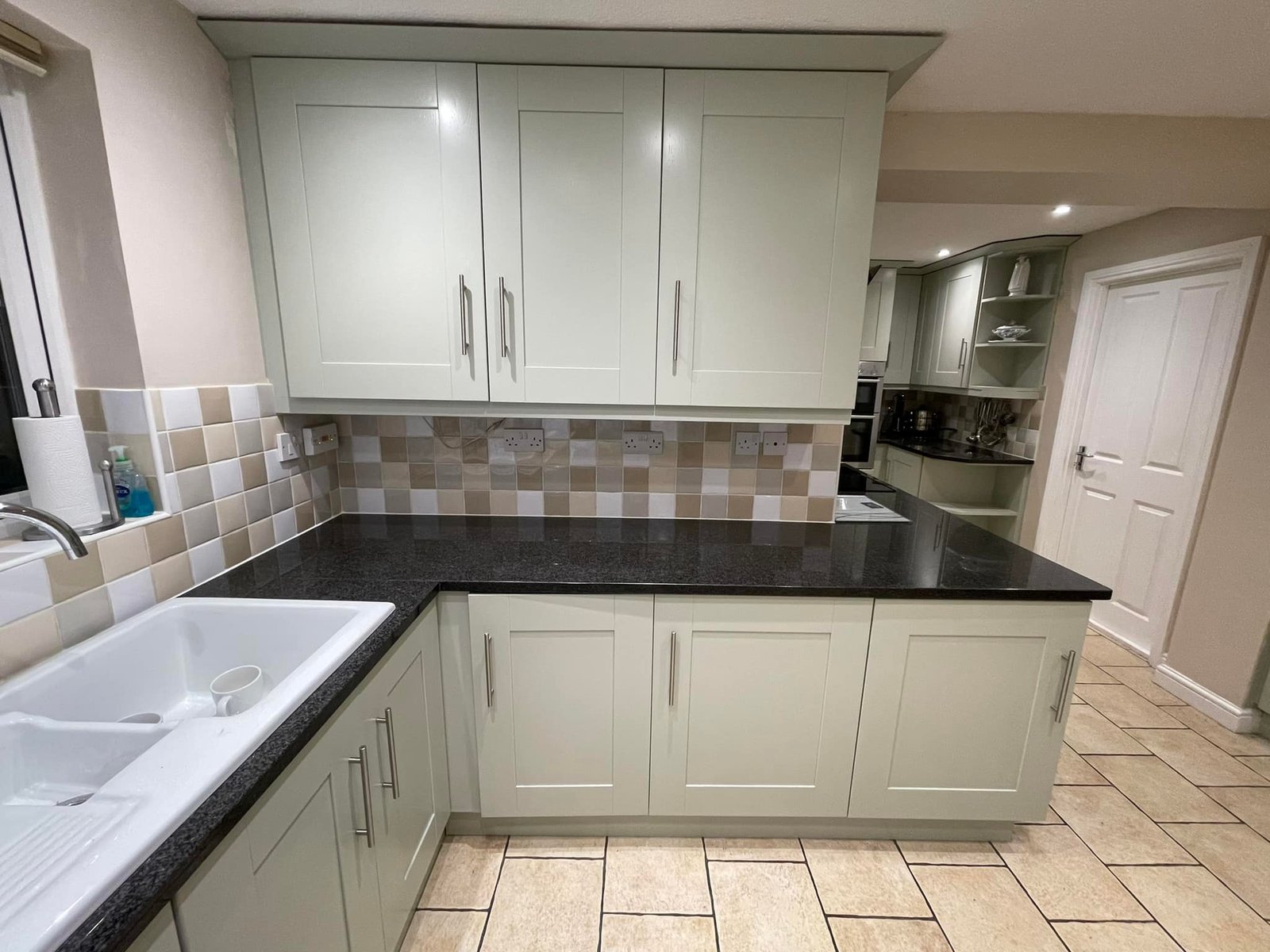kitchen respray image