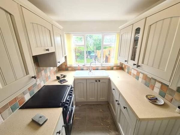 kitchen respray image