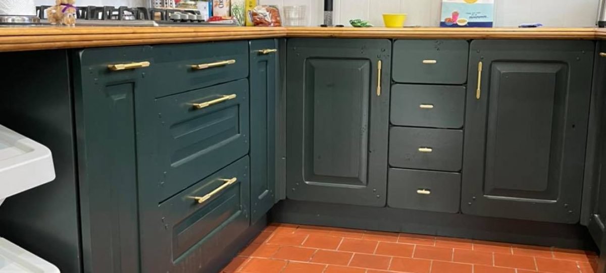 kitchen respray image