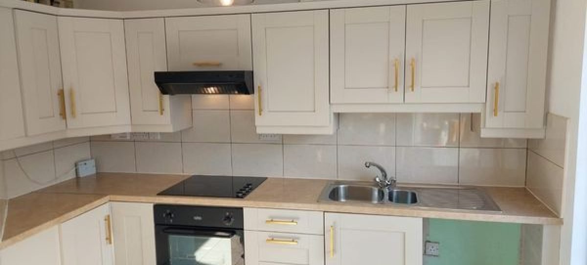 kitchen respray image