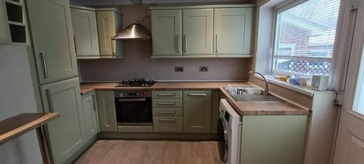 kitchen respray image