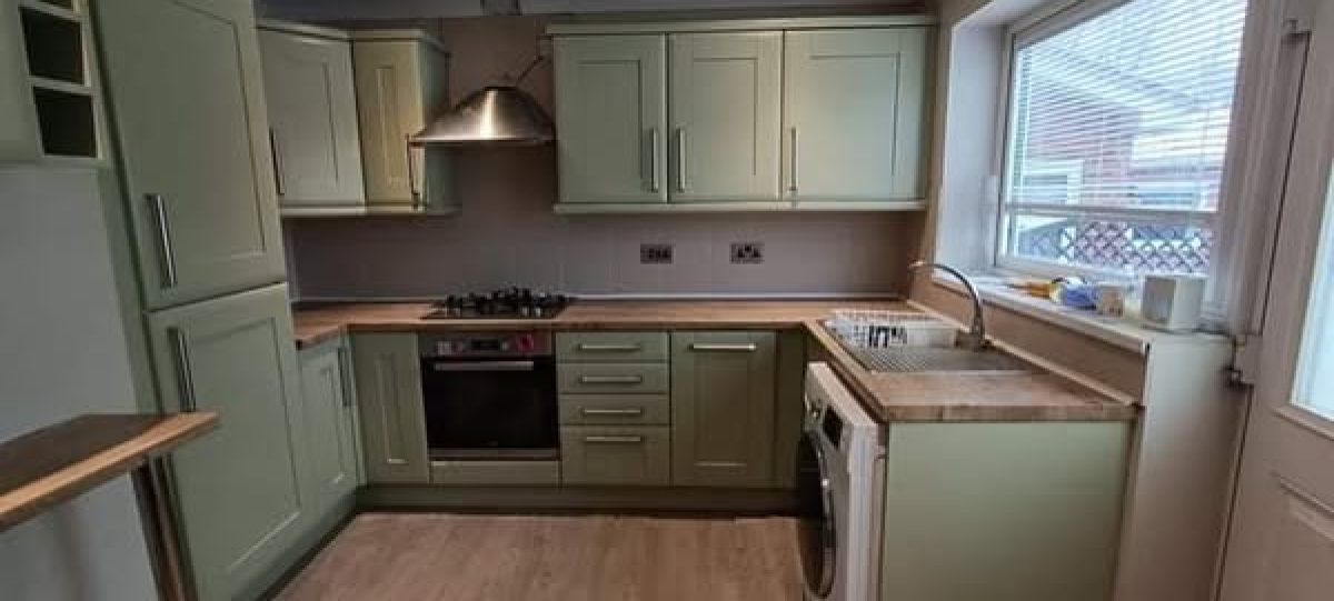 kitchen respray image